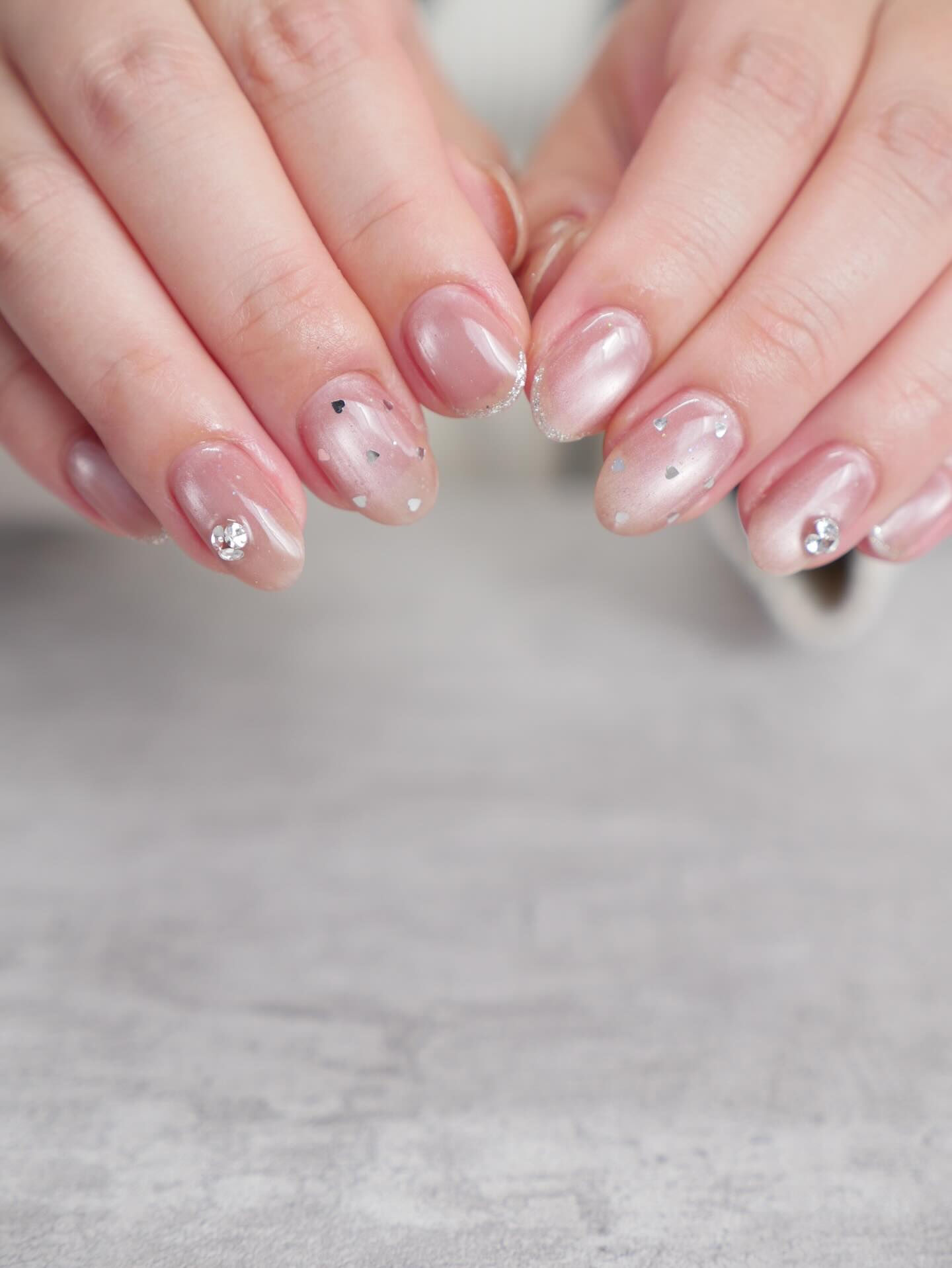 人気のデザインです☺️マグネットネイル💅✨ネイルサロンはどん