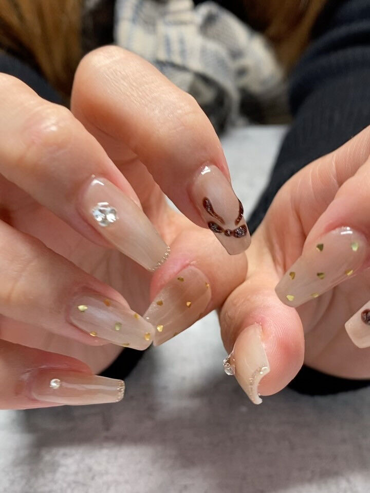 成人式ネイルのお客様💅ゴールドベージュ系で可愛すぎます😍【長